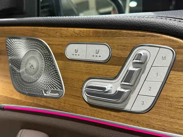 Mercedes-Benz GLS-Class — Фото автомобиля 20