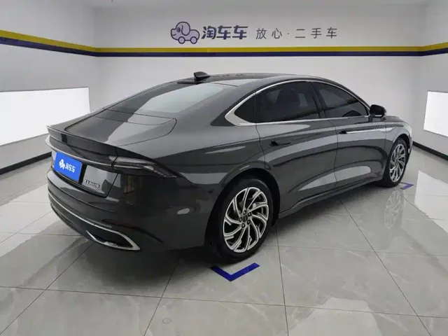 Lincoln Z — Фото автомобиля 3