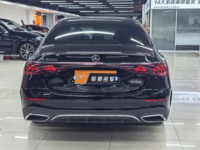 Mercedes-Benz E-Class — Фото автомобиля 24