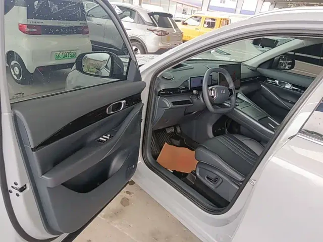 Geely Galaxy E5 — Фото автомобиля 15