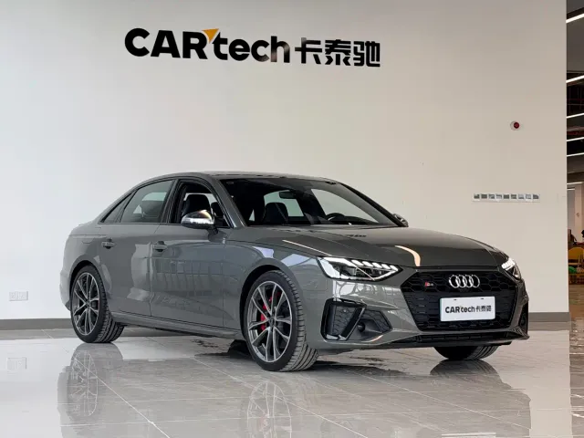 Audi S4 — Фото автомобиля 3