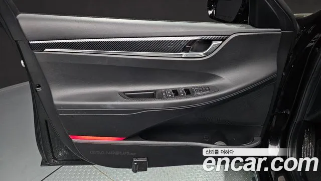 Hyundai Grandeur Новый Grandeur IG 3.0 LPi (Для проката) — Фото автомобиля 24