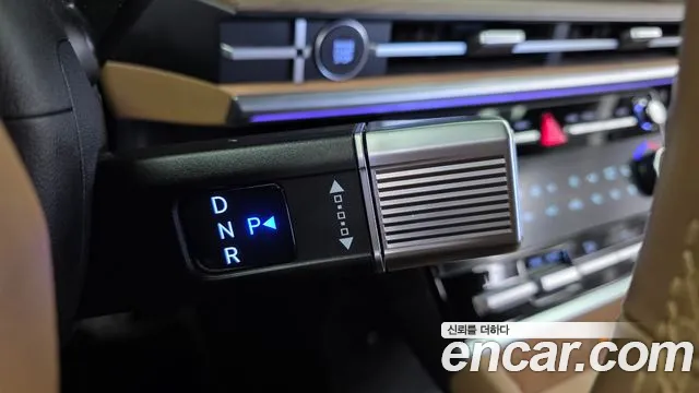 Hyundai Santa Fe MX5 — Фото автомобиля 9