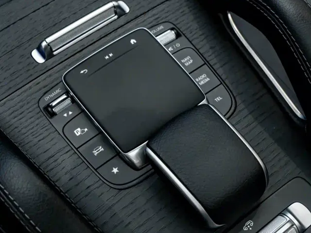 Mercedes-Benz GLE-Class — Фото автомобиля 20