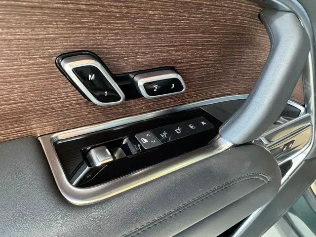 Land Rover Range Rover — Фото автомобиля 20