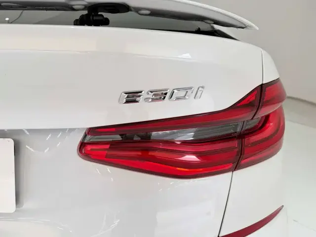 BMW 6 Series Gran Turismo — Фото автомобиля 10