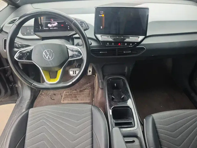 Volkswagen ID.3 — Фото автомобиля 4