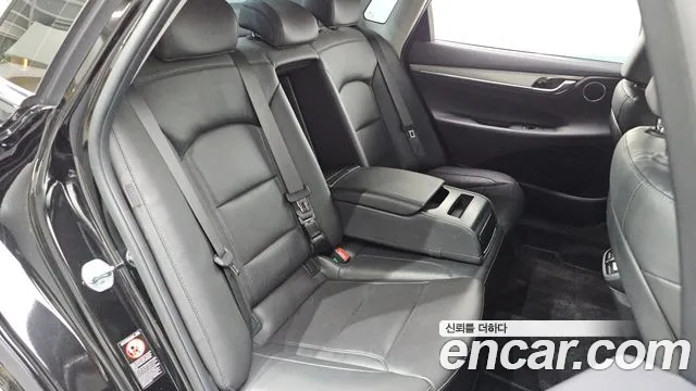 Hyundai Grandeur New — Фото автомобиля 24