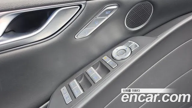 Genesis G80 Бензин 2.5 турбо AWD — Фото автомобиля 29