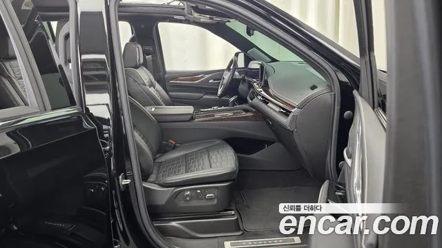 Cadillac Escalade Escalade 5 поколение — Фото автомобиля 11