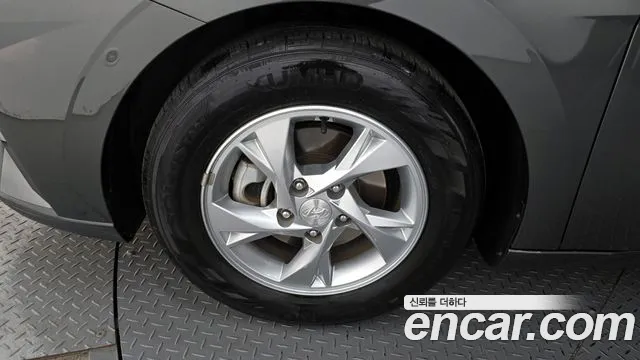 Hyundai AVANTE Avante (CN7) — Фото автомобиля 5