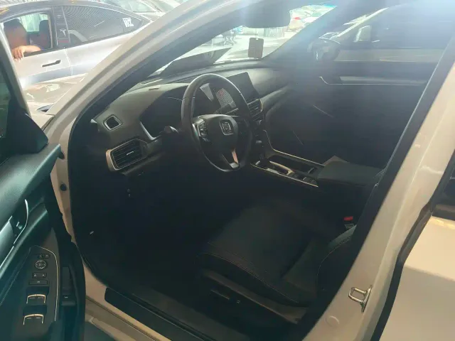 Honda Inspire — Фото автомобиля 4