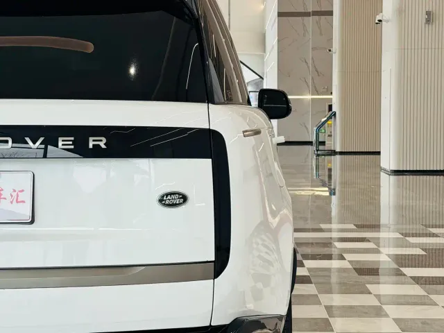 Land Rover Range Rover — Фото автомобиля 8