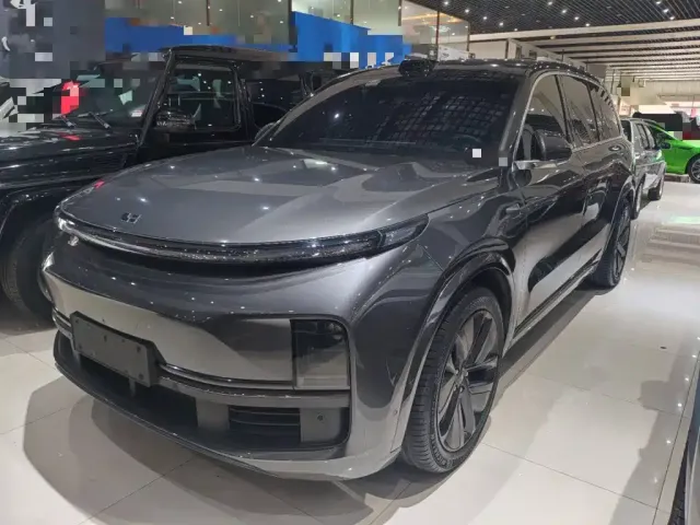 Фотография автомобиля — Li Auto L9