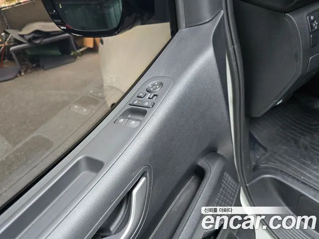 Hyundai Staria — Фото автомобиля 17