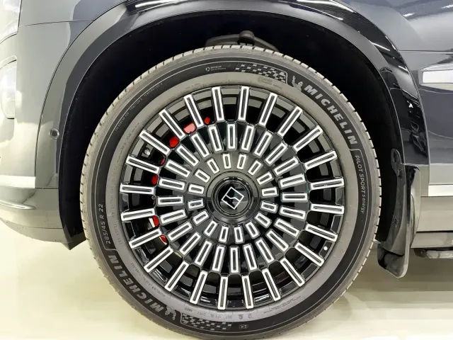 ZEEKR Zeekr 9X 2025 Standard Edition — Фото автомобиля 16