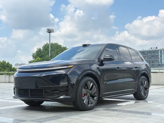 Li Auto L6 — Фото автомобиля 2