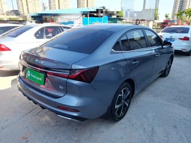 Roewe i5 — Фото автомобиля 6
