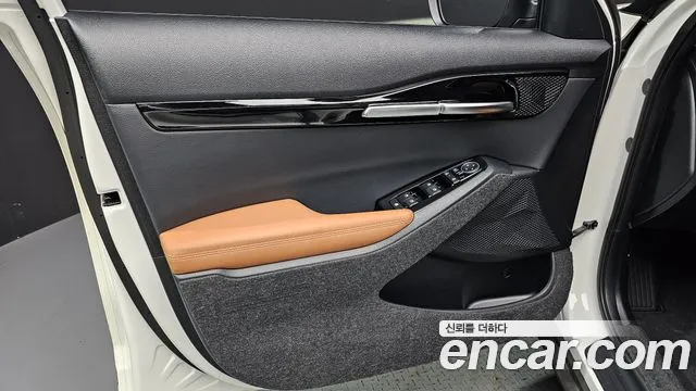 Kia Seltos — Фото автомобиля 13