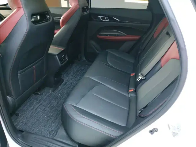 Changan Z6 — Фото автомобиля 16
