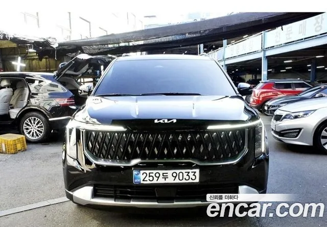 Фотография автомобиля — Kia Carnival 4th Gen