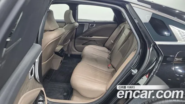 Kia K8 Hybrid — Фото автомобиля 17