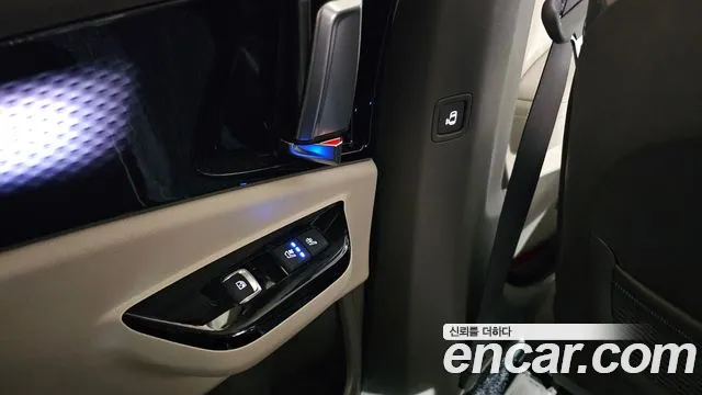 Kia Canival Carnival 4 поколение Бензин 7 мест Hi-Limousine — Фото автомобиля 18