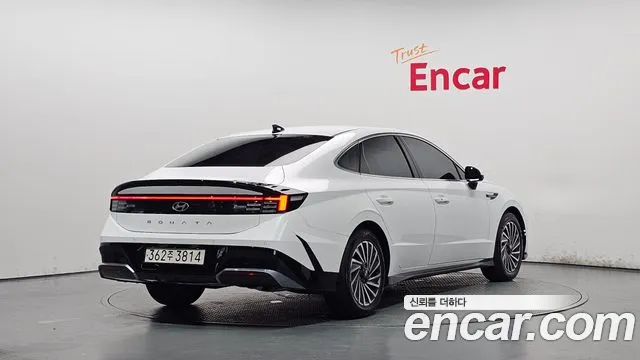 Hyundai Sonata Exclusive — Фото автомобиля 2