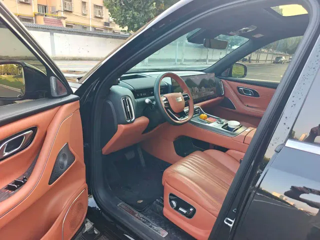 Geely Galaxy M9 — Фото автомобиля 9