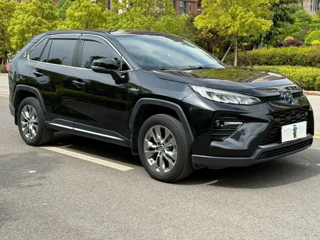 Toyota Wildlander — Фото автомобиля 3