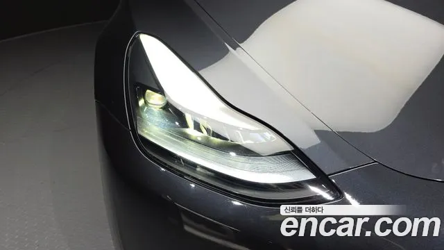 Tesla Model Y — Фото автомобиля 7