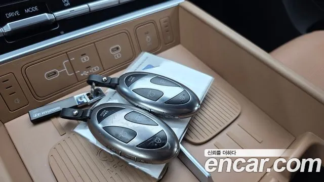 Hyundai Santa Fe MX5 — Фото автомобиля 28