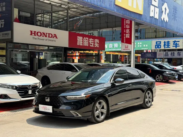 Фотография автомобиля — Honda Accord