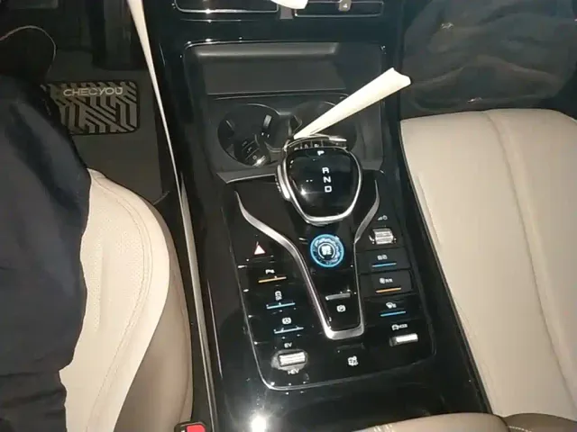BYD Qin PLUS — Фото автомобиля 13