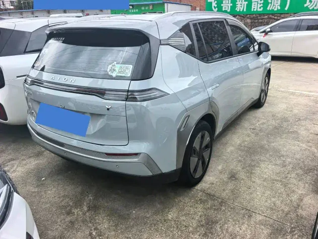 GAC Aion Y — Фото автомобиля 4