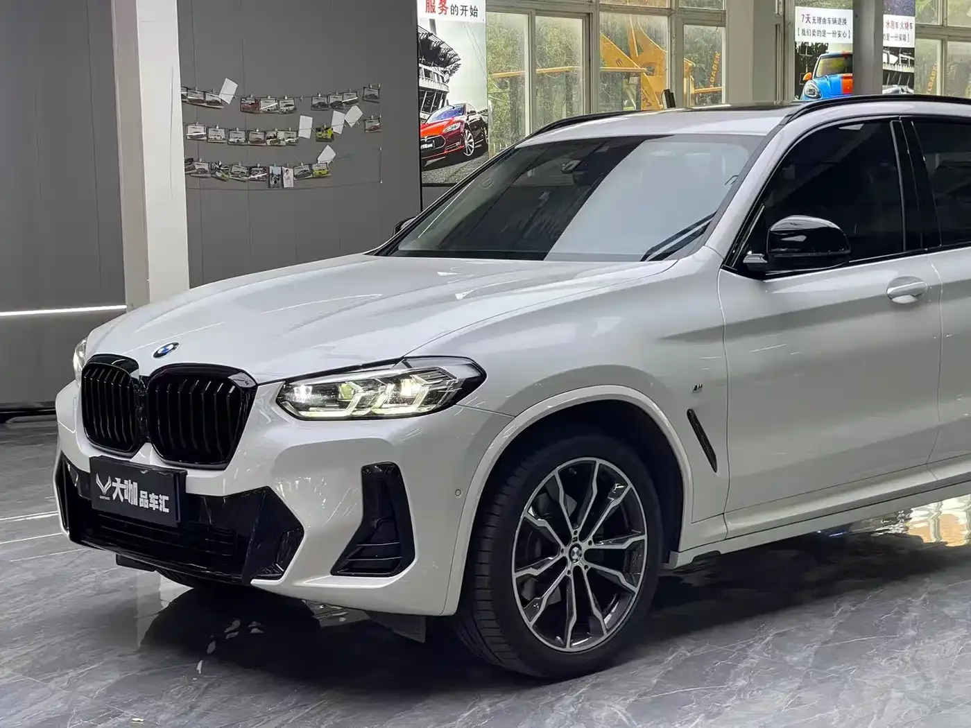 BMW BMW X3 2023 Facelift xDrive30i Leading M Night Package — Фото автомобиля 7