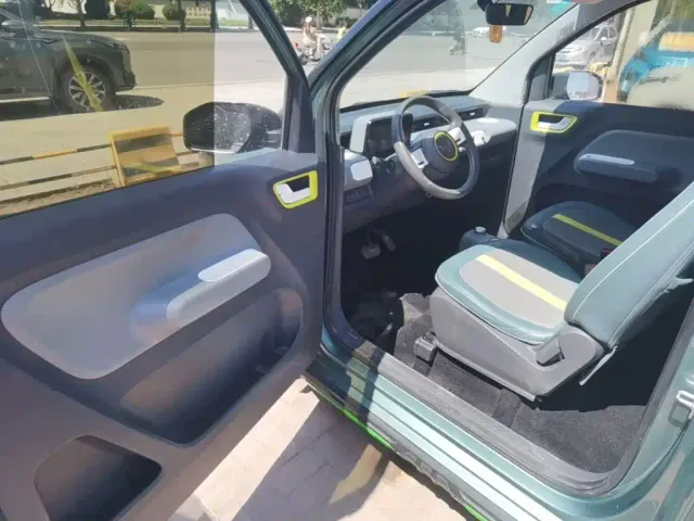 Wuling Hongguang Mini EV — Фото автомобиля 15