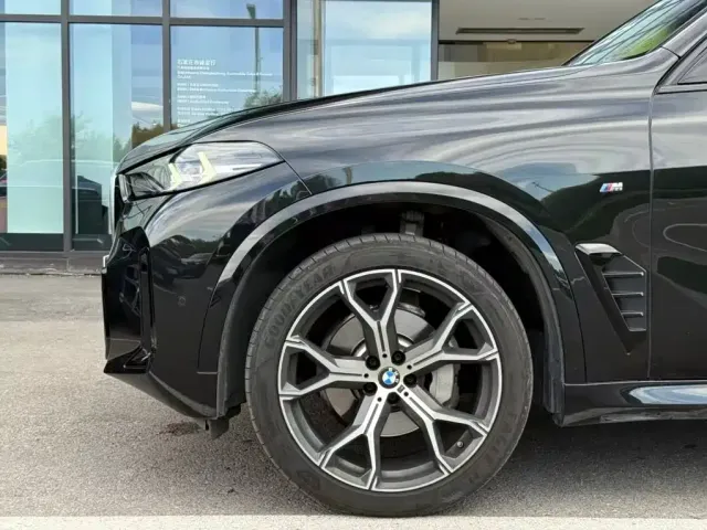 BMW X5 — Фото автомобиля 6