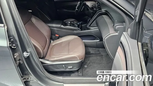 Hyundai Tucson Tucson (NX4) Бензин 1.6 турбо 2WD — Фото автомобиля 26