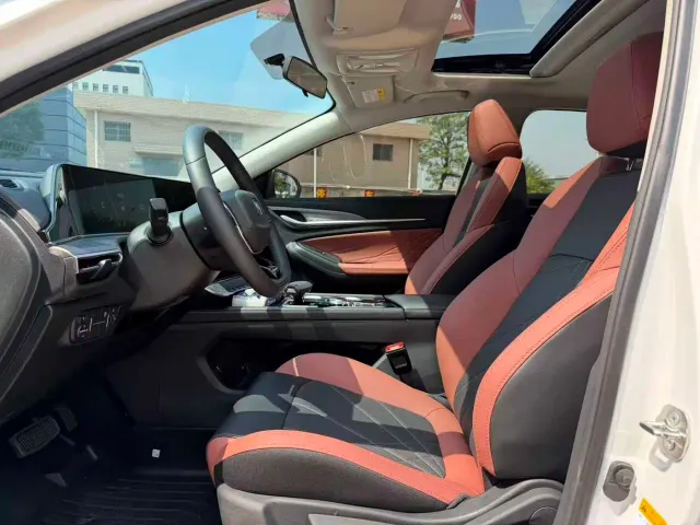 Changan Eado — Фото автомобиля 7