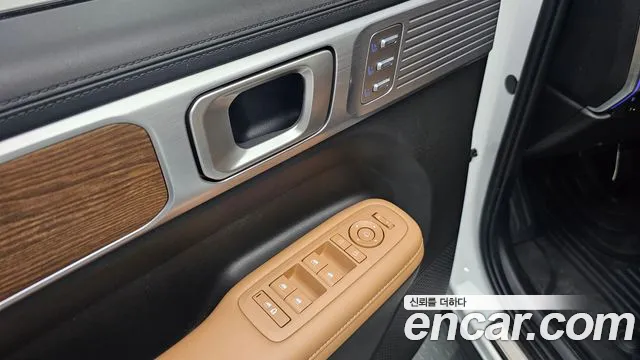 Hyundai Santafe Santa Fe (MX5) Бензин 2.5T 2WD — Фото автомобиля 17