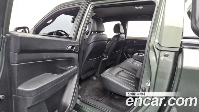 KG_Mobility_Ssangyong Rexton Новый Rexton Sport Khan Дизель 2.2 4WD — Фото автомобиля 11