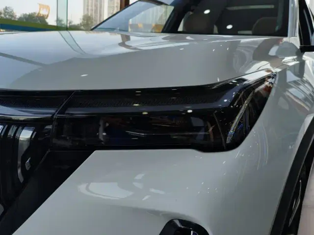 Geely Boyue L — Фото автомобиля 5