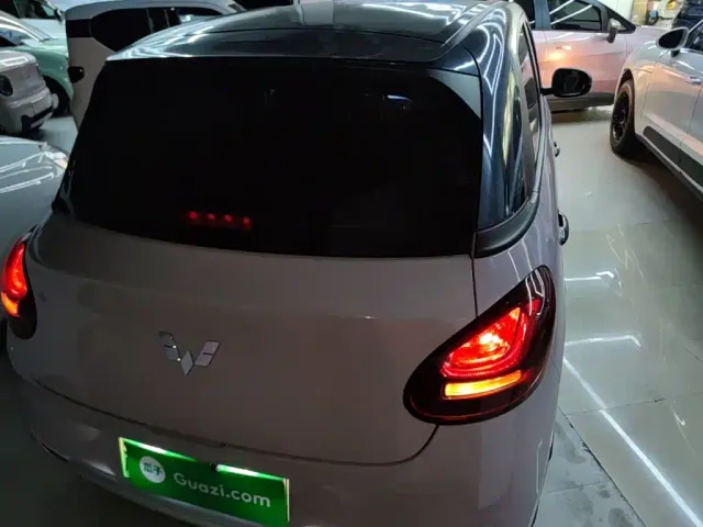 Wuling Bingo — Фото автомобиля 4