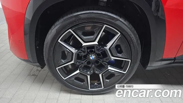 BMW XM — Фото автомобиля 5