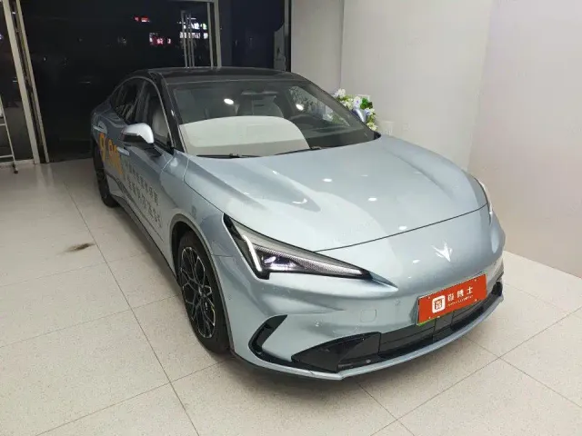 Arcfox Alpha S5 — Фото автомобиля 2