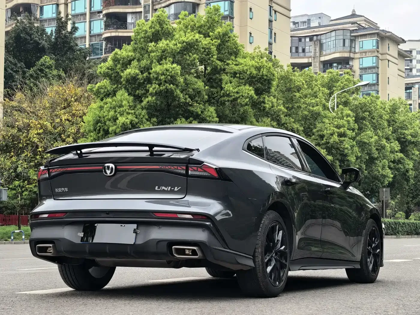 Changan Changan UNI-V 2024 1.5T Deluxe — Фото автомобиля 14