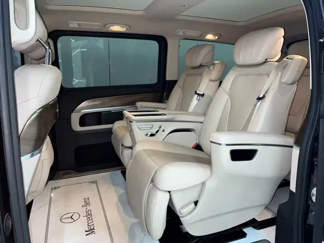 Mercedes-Benz V-Class — Фото автомобиля 7