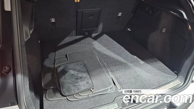 Вольво XC40 B4 Inscription — Фото автомобиля 28