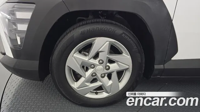 Hyundai Kona SX2 — Фото автомобиля 4
